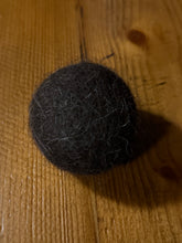 Load image into Gallery viewer, Alpaca &amp; Llama Dryer Balls (Set of 3)